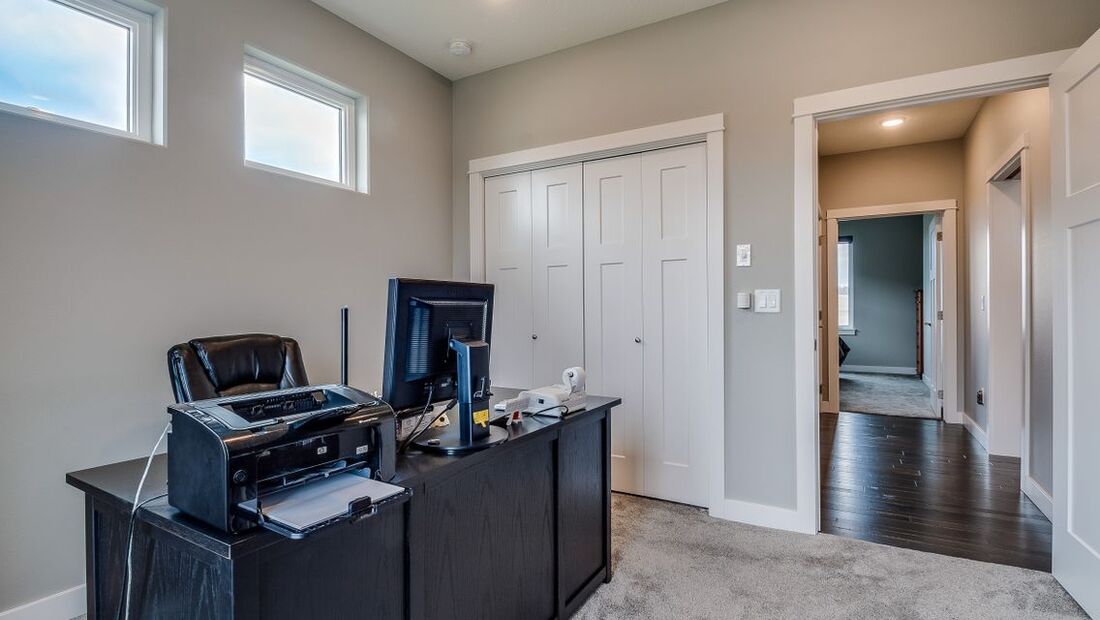 Home Builders Solon H & H Home Builders