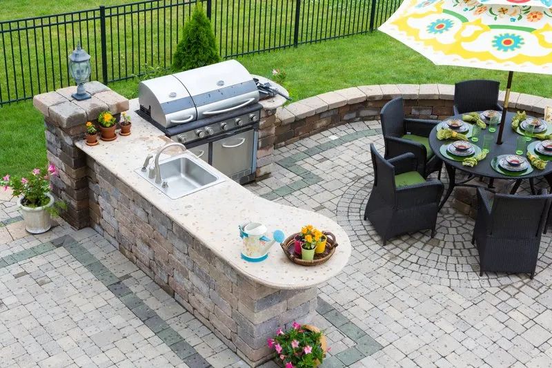 Outdoor Features That Will Impress Guests